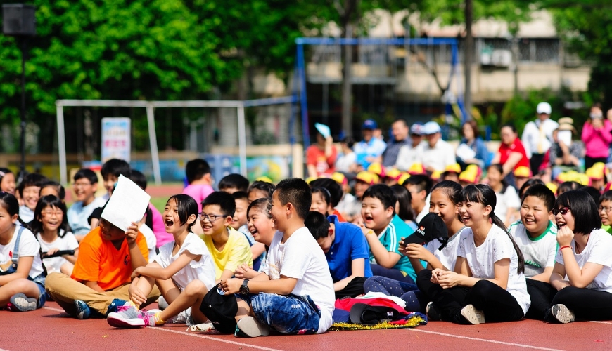 新学期临近 眼科及口腔门诊迎就诊高峰